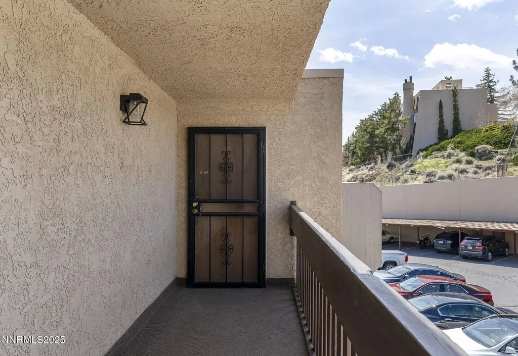 41 Vista Rafael Reno NV 89503