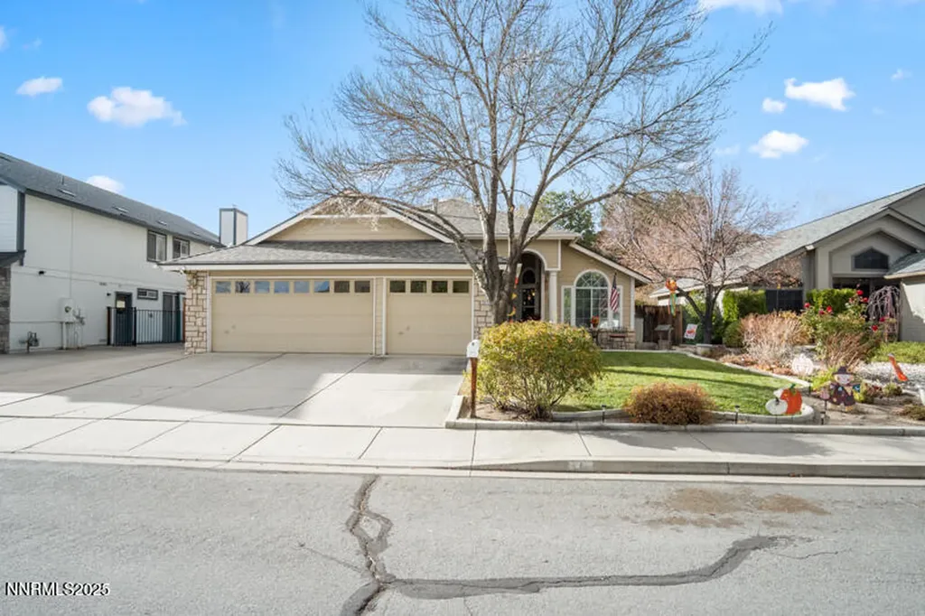 2215 Gatewood Reno NV 89523