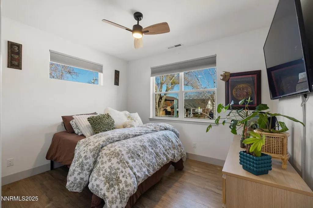 1217 Lander Reno NV 89509