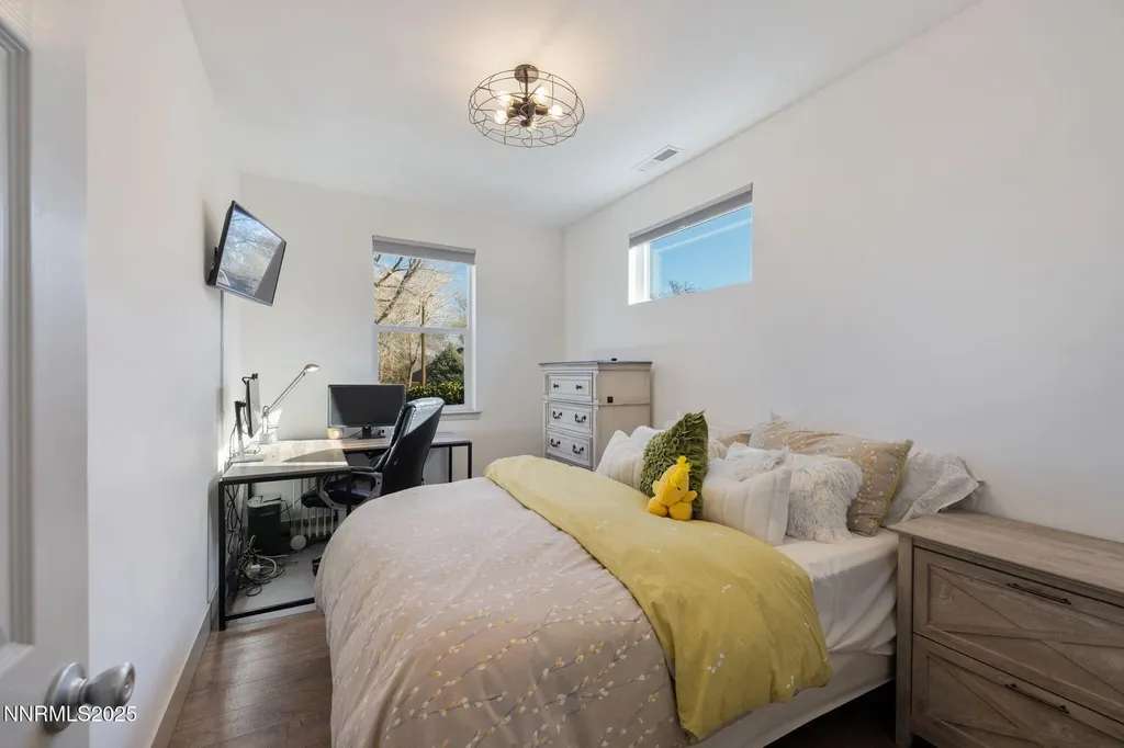 1217 Lander Reno NV 89509