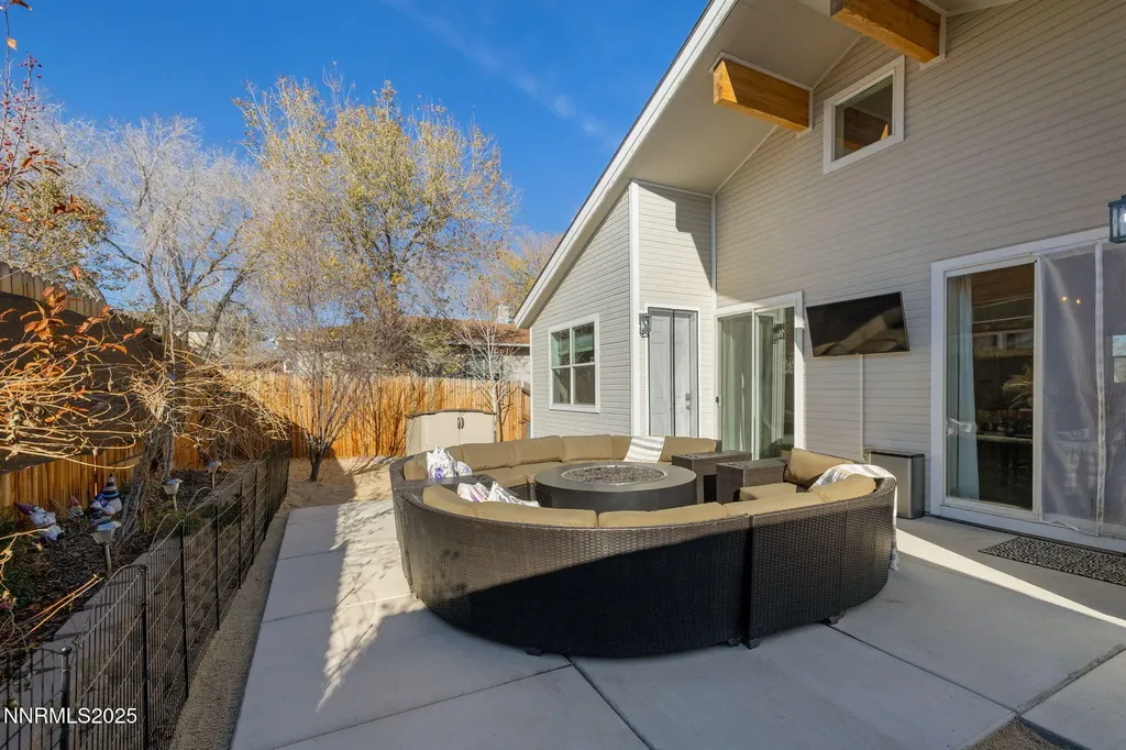 1217 Lander Reno NV 89509