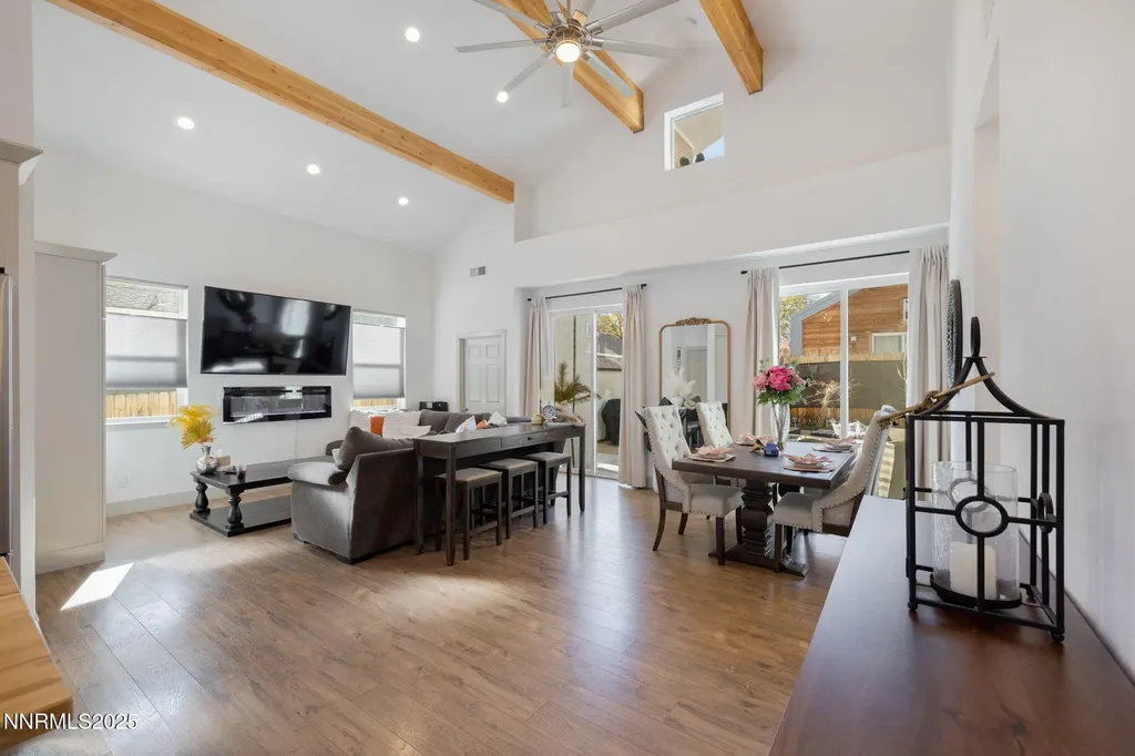 1217 Lander Reno NV 89509