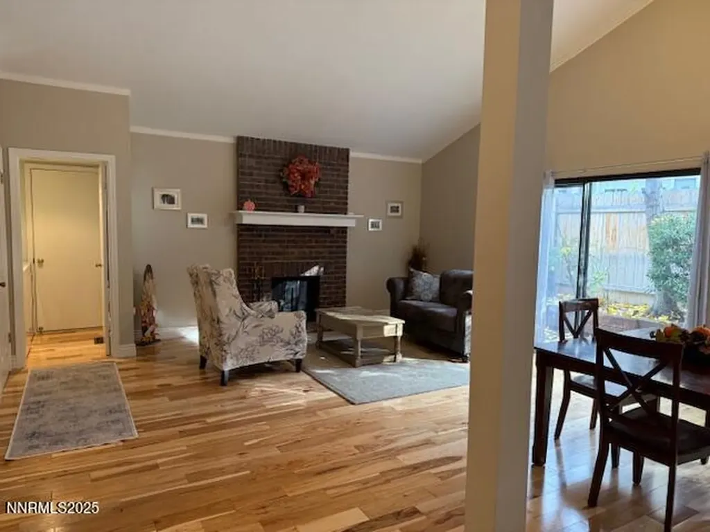 6317 Meadow Creek Reno NV 89519