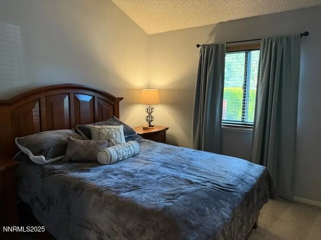 6317 Meadow Creek Reno NV 89519