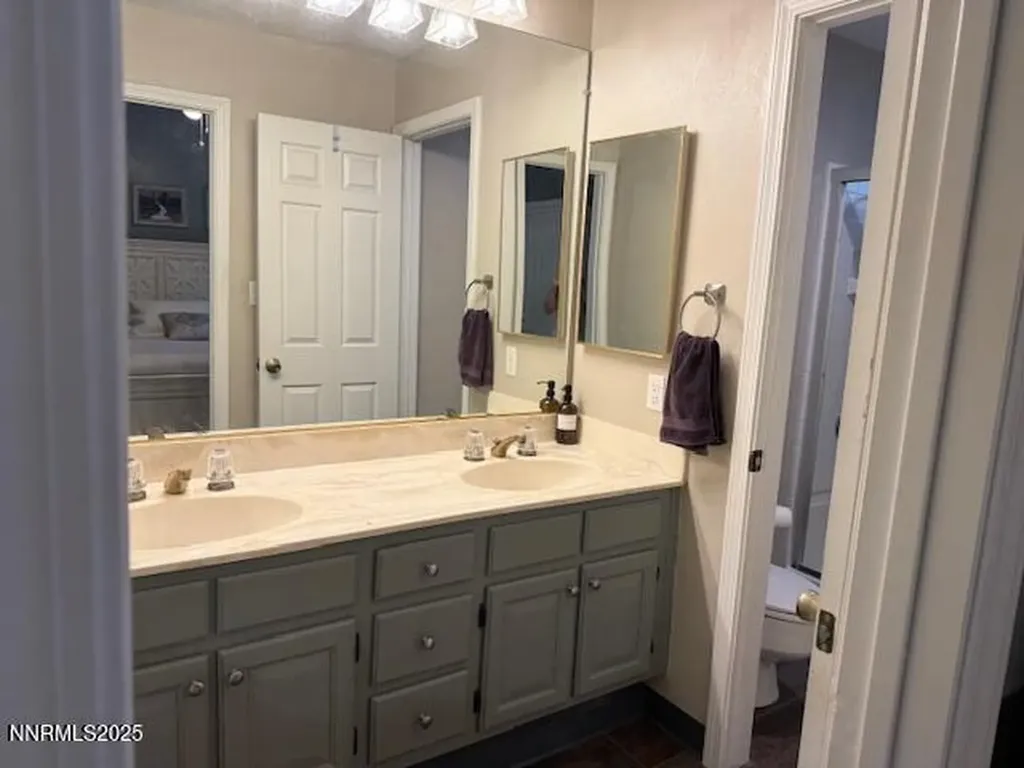 6317 Meadow Creek Reno NV 89519
