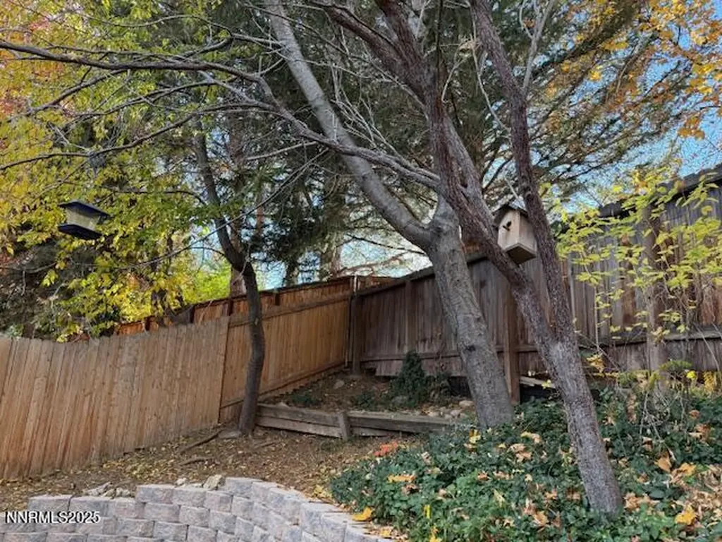 6317 Meadow Creek Reno NV 89519
