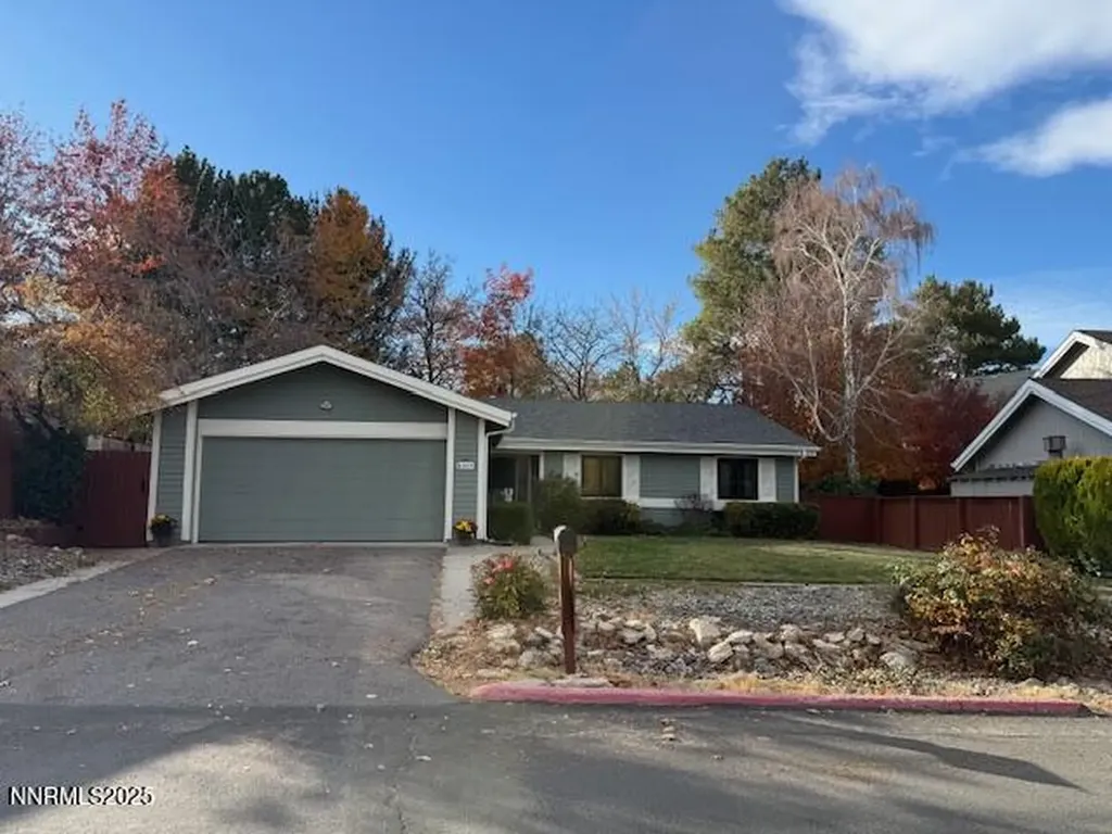 6317 Meadow Creek Reno NV 89519