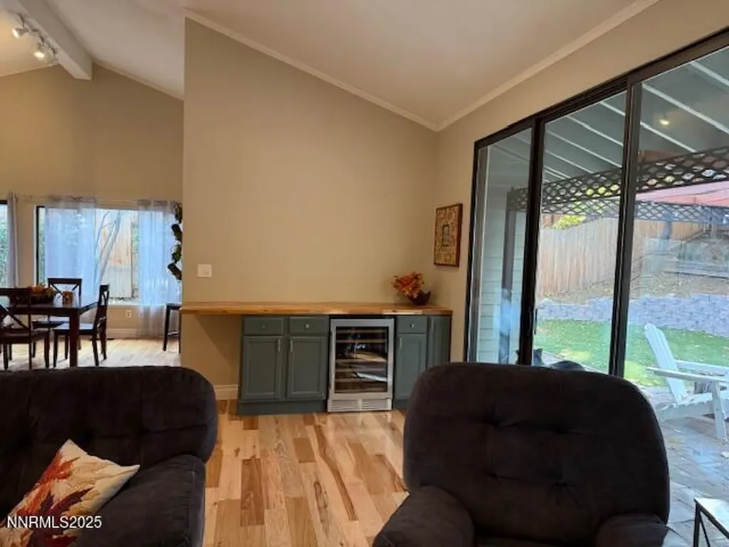 6317 Meadow Creek Reno NV 89519