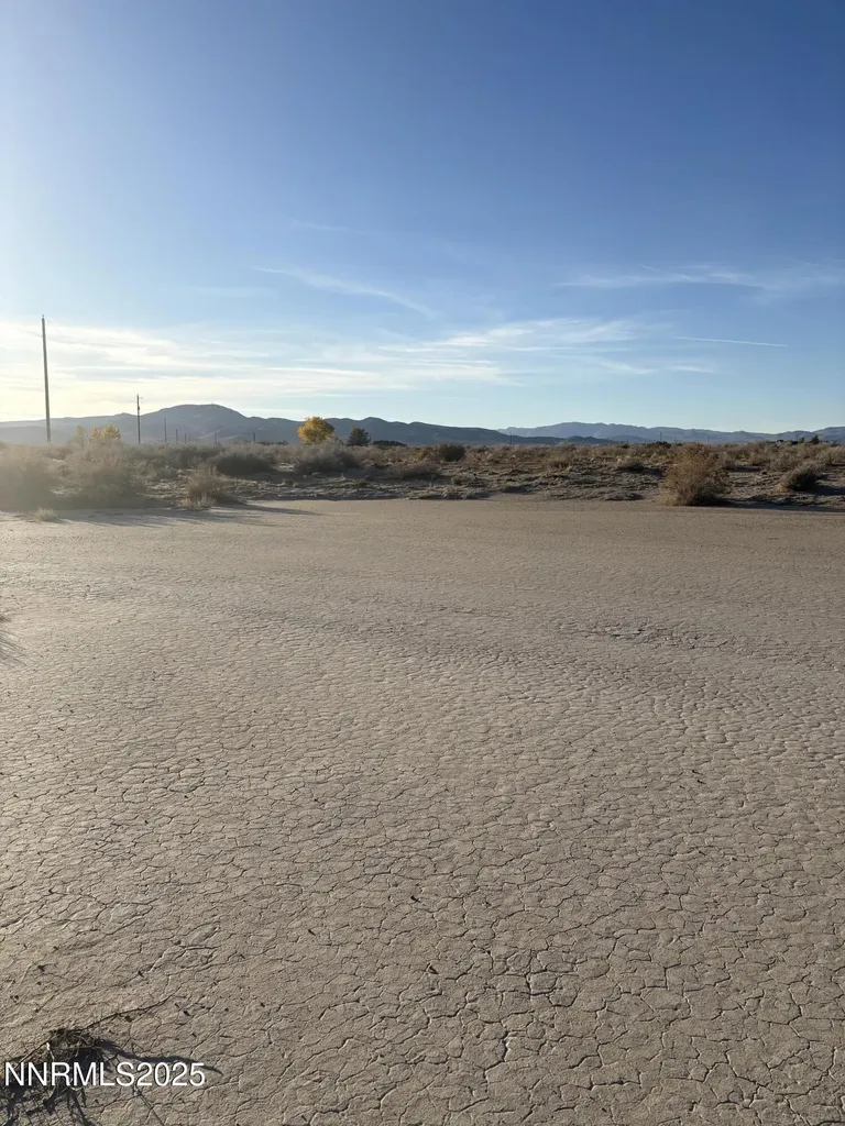 3780 8th Silver Springs NV 89429