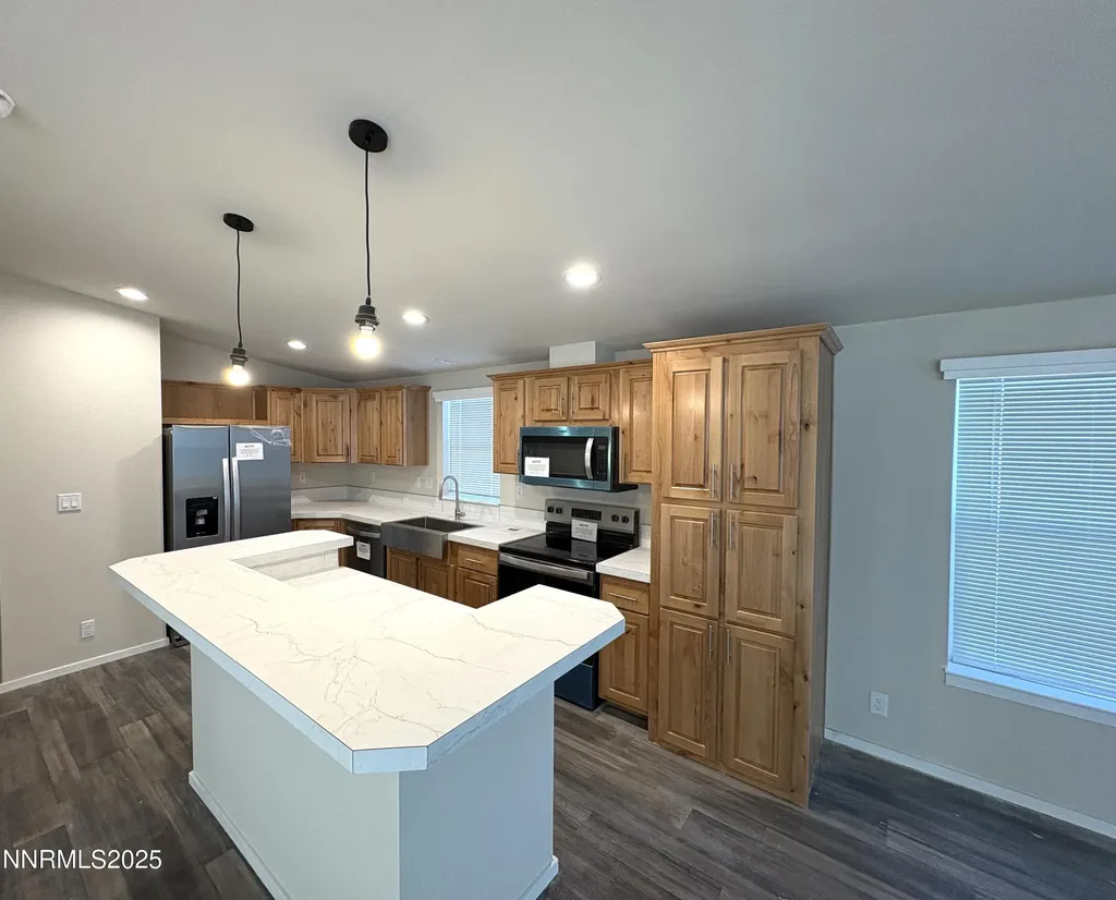 485 Camellia Lovelock NV 89419