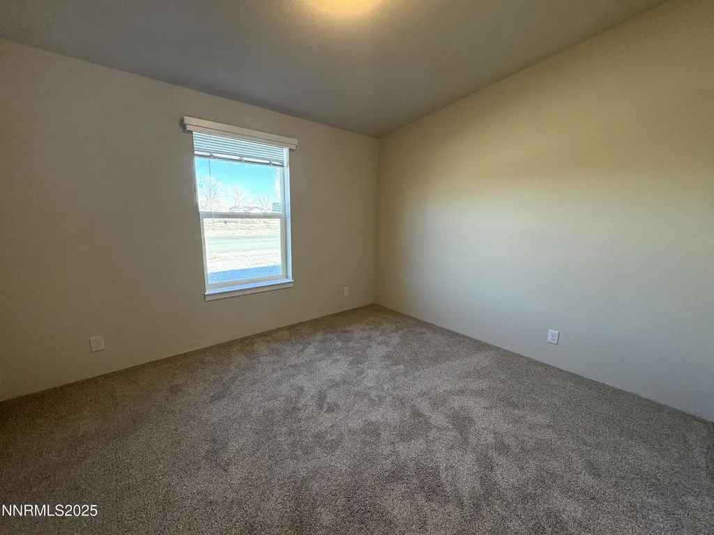 495 Camellia Lovelock NV 89419