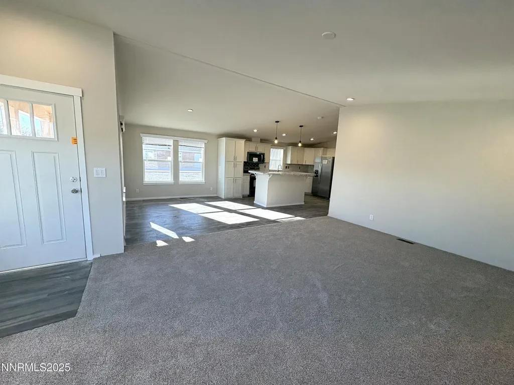495 Camellia Lovelock NV 89419