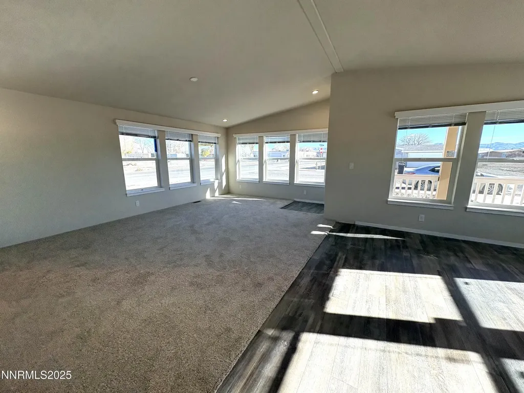 495 Camellia Lovelock NV 89419
