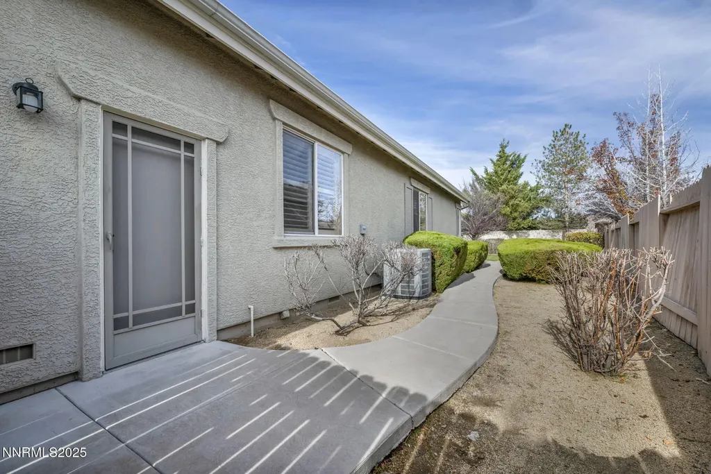2465 Lincoln Meadows Reno NV 89521