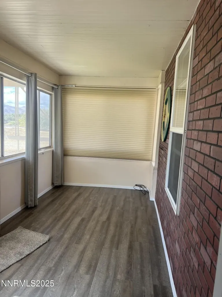 16 Tucker Yerington NV 89447