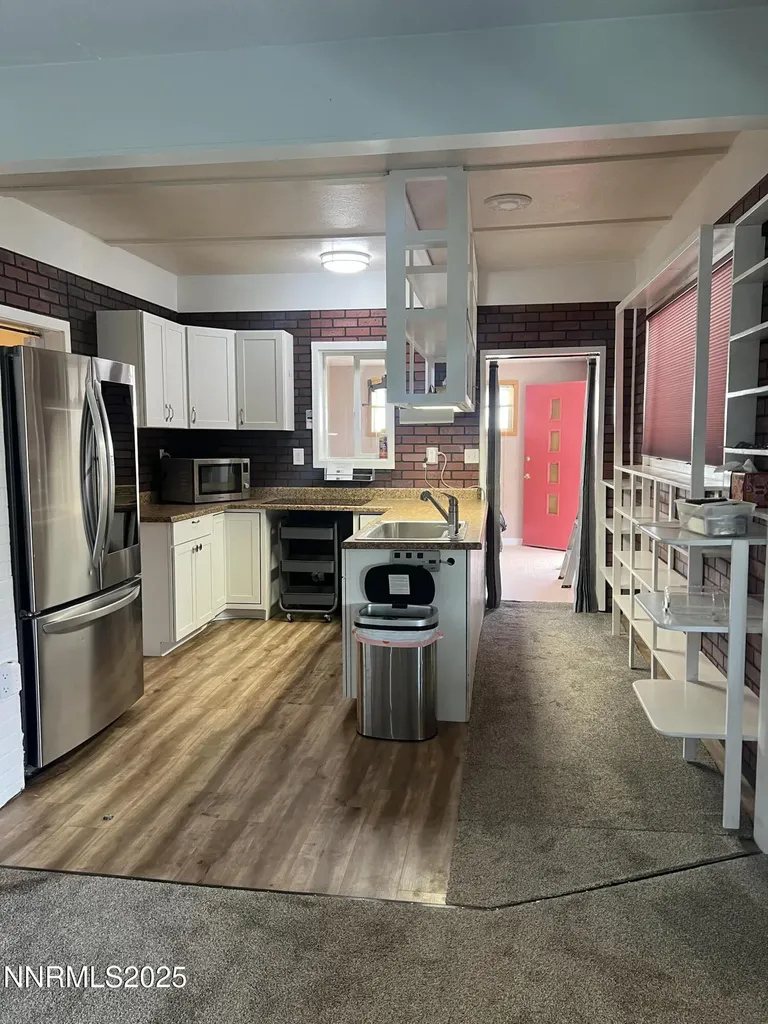 16 Tucker Yerington NV 89447