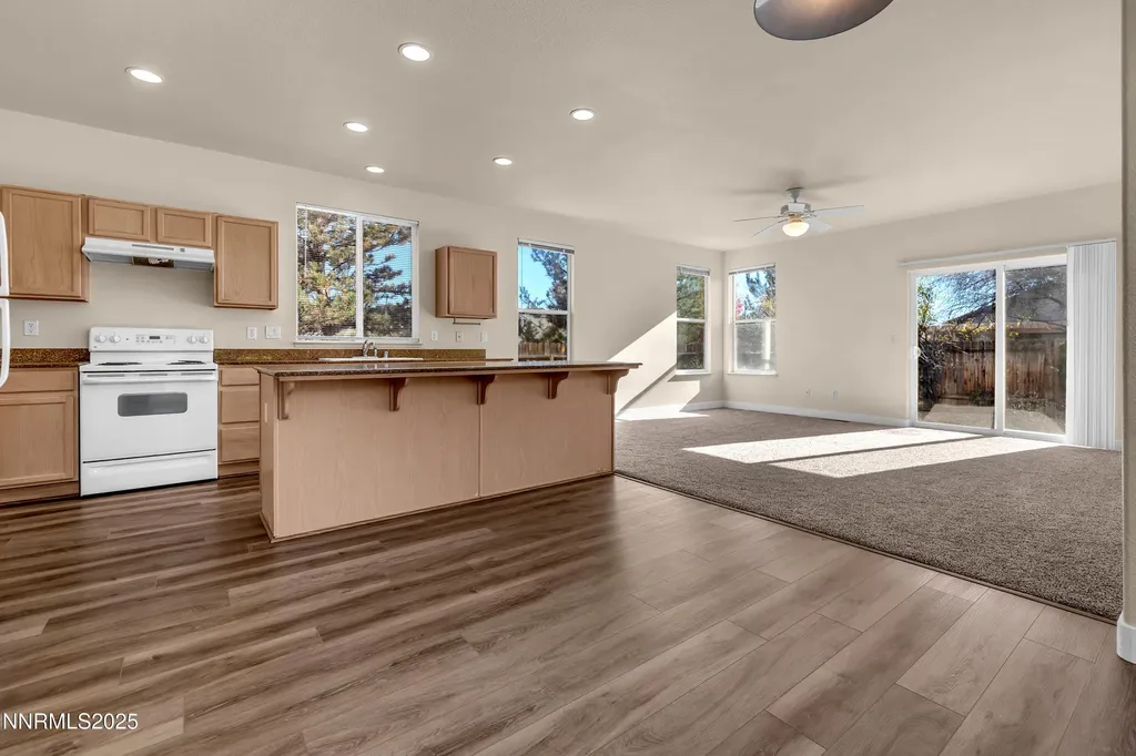5707 Rainier Peak Sparks NV 89436