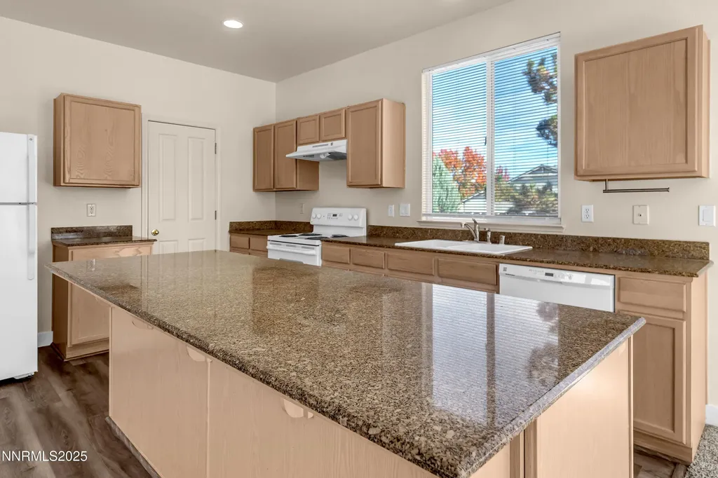 5707 Rainier Peak Sparks NV 89436