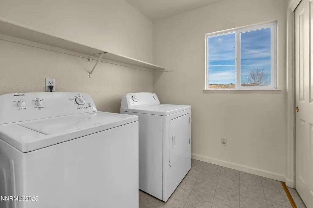 5707 Rainier Peak Sparks NV 89436