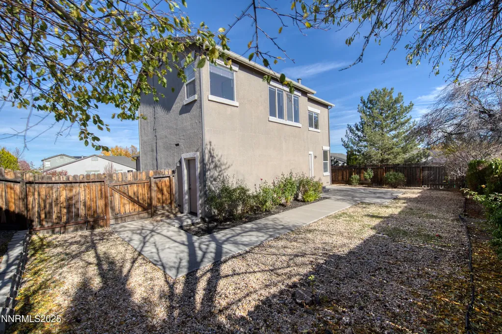 5707 Rainier Peak Sparks NV 89436