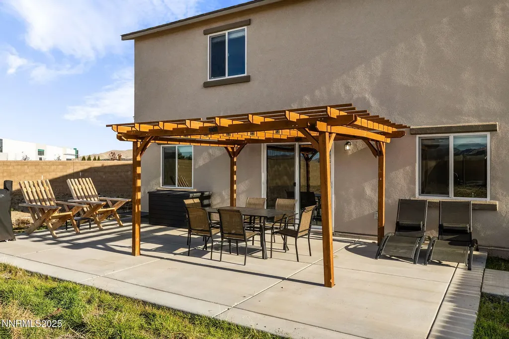 9015 Quail Grove Reno NV 89506