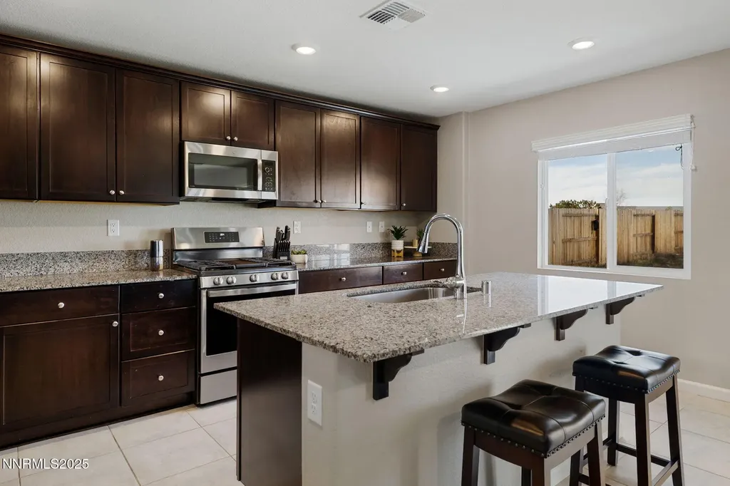9015 Quail Grove Reno NV 89506