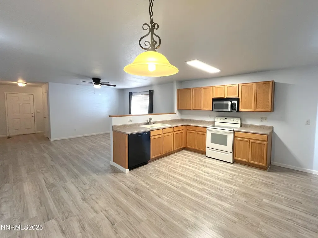 7462 Findhorn Reno NV 89506
