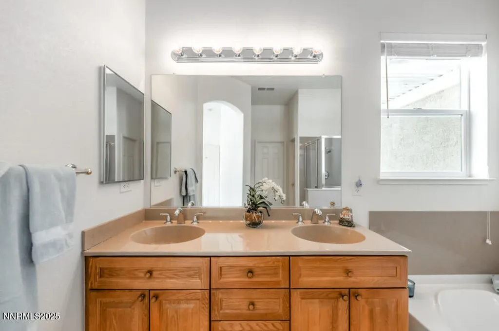 9790 Frankwood Reno NV 89521