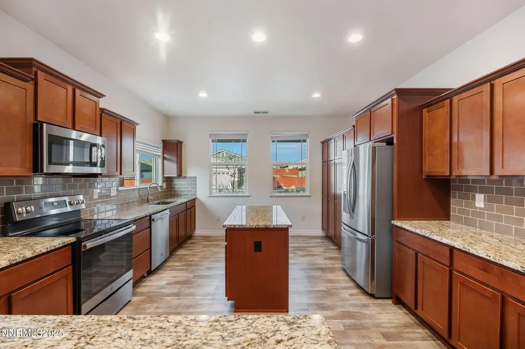 18718 Knott Creek Reno NV 89508