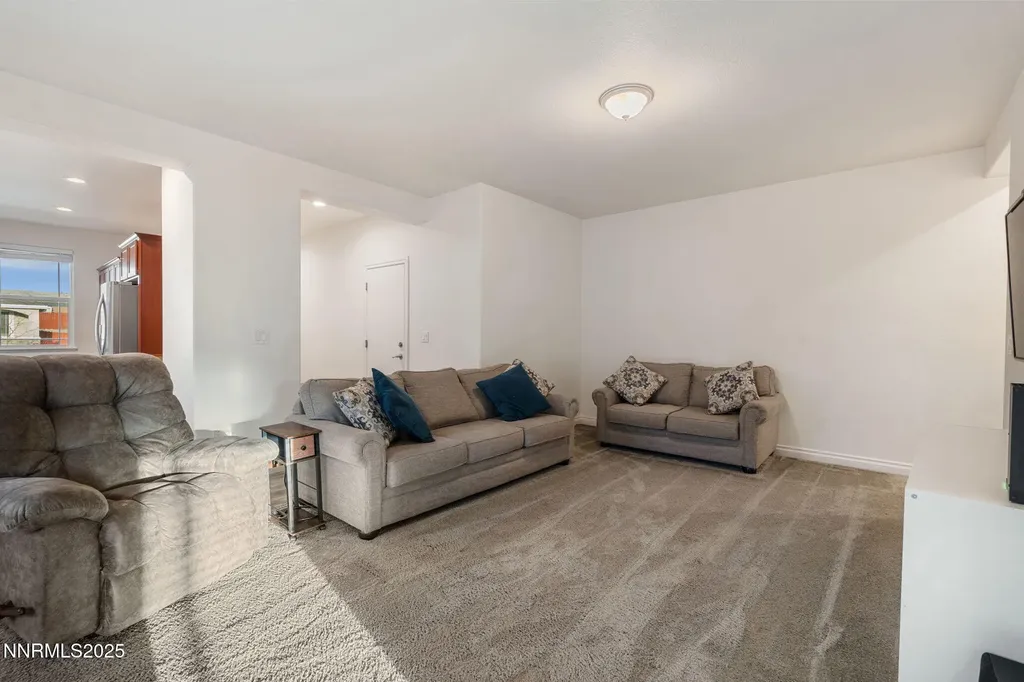 18718 Knott Creek Reno NV 89508