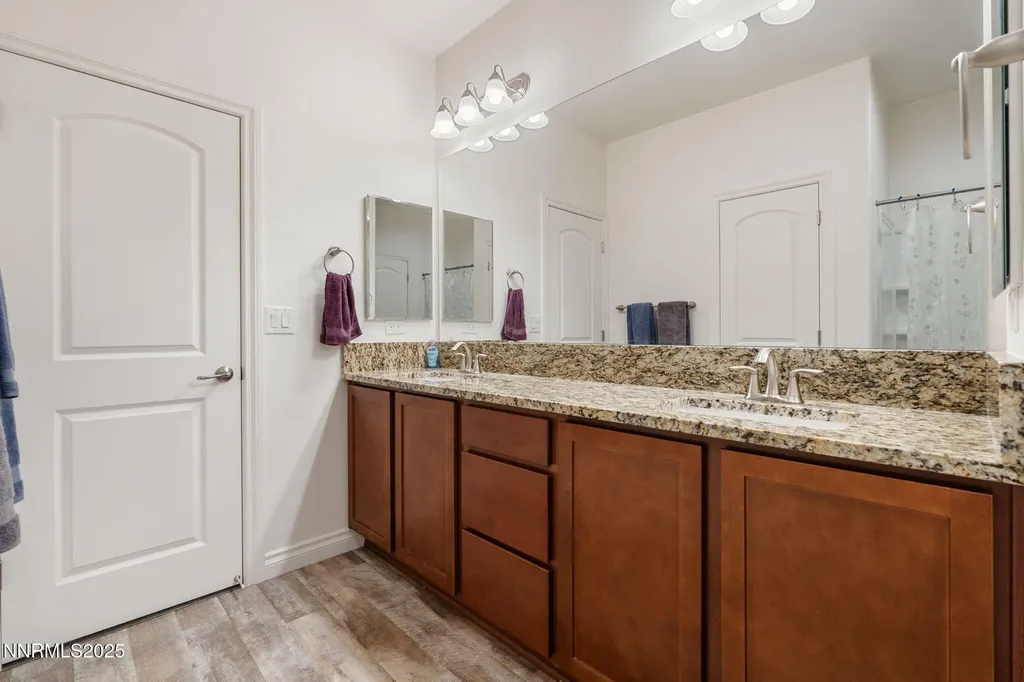 18718 Knott Creek Reno NV 89508