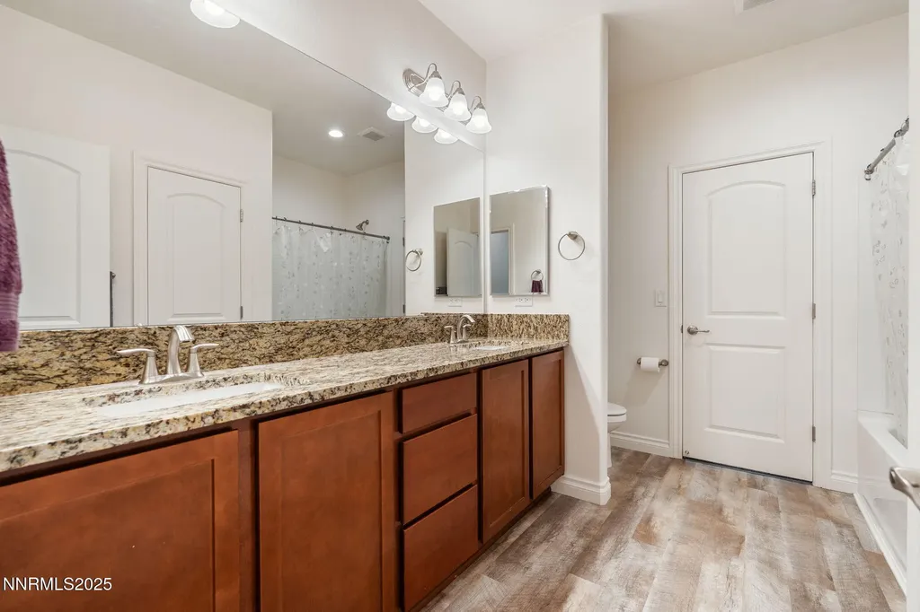 18718 Knott Creek Reno NV 89508