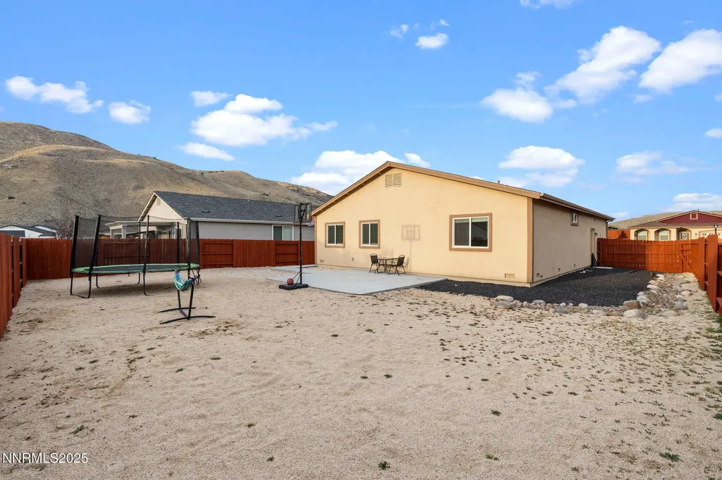 18718 Knott Creek Reno NV 89508