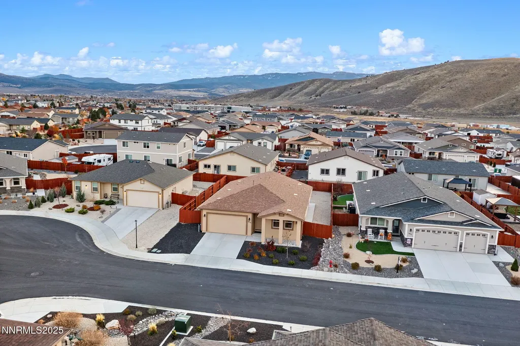 18718 Knott Creek Reno NV 89508