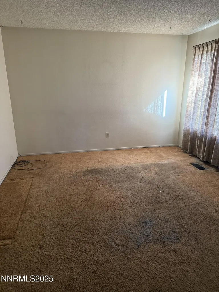 6521 Flower Reno NV 89506