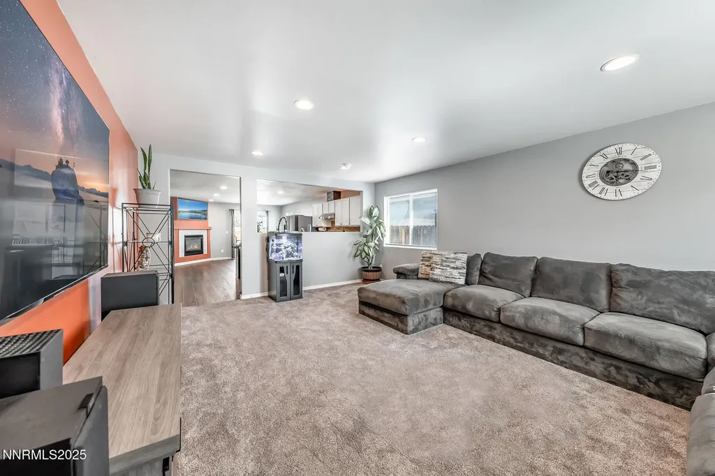 7447 Findhorn Reno NV 89506