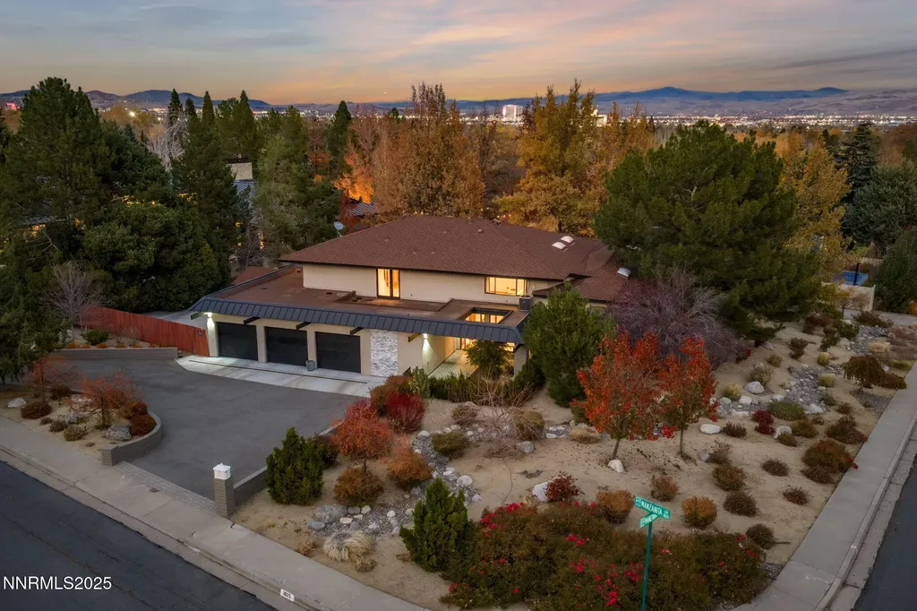 1825 Manzanita Reno NV 89509