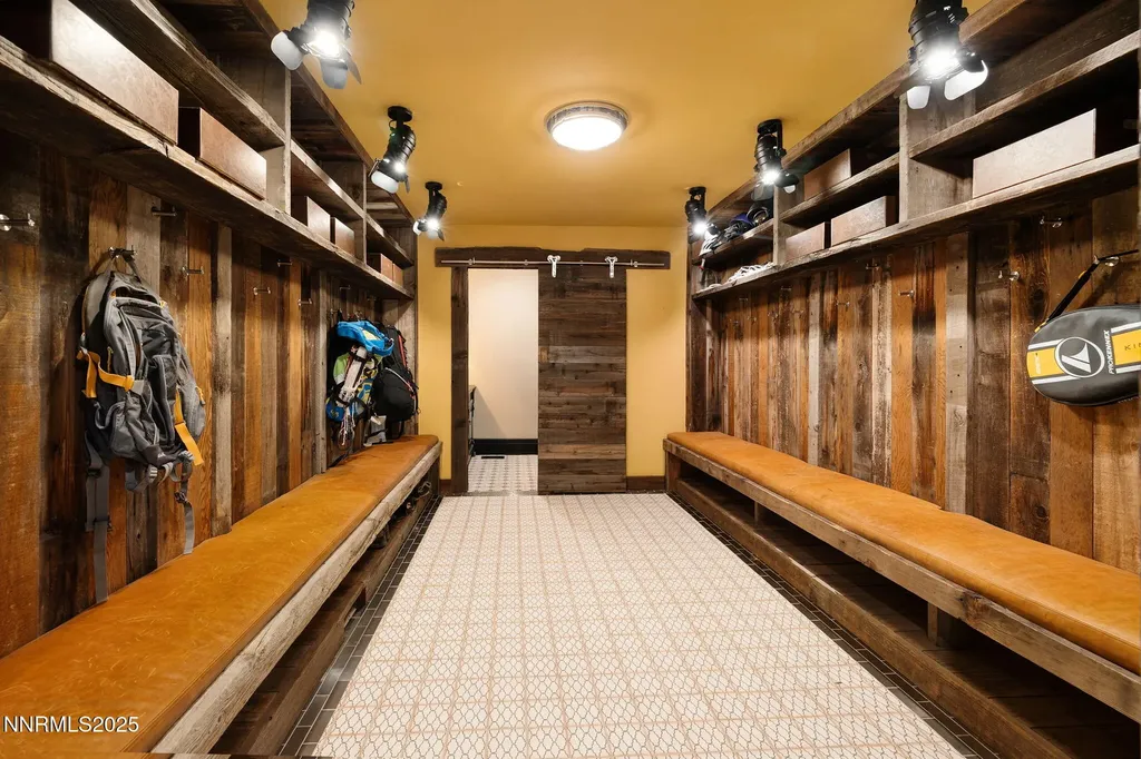 1825 Manzanita Reno NV 89509