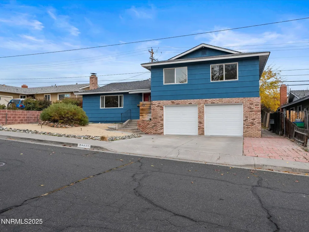 2955 Scholl Reno NV 89503