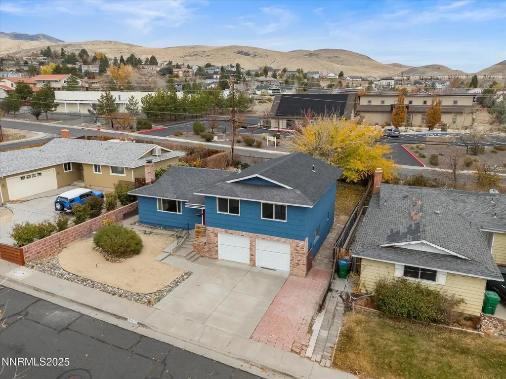 2955 Scholl Reno NV 89503