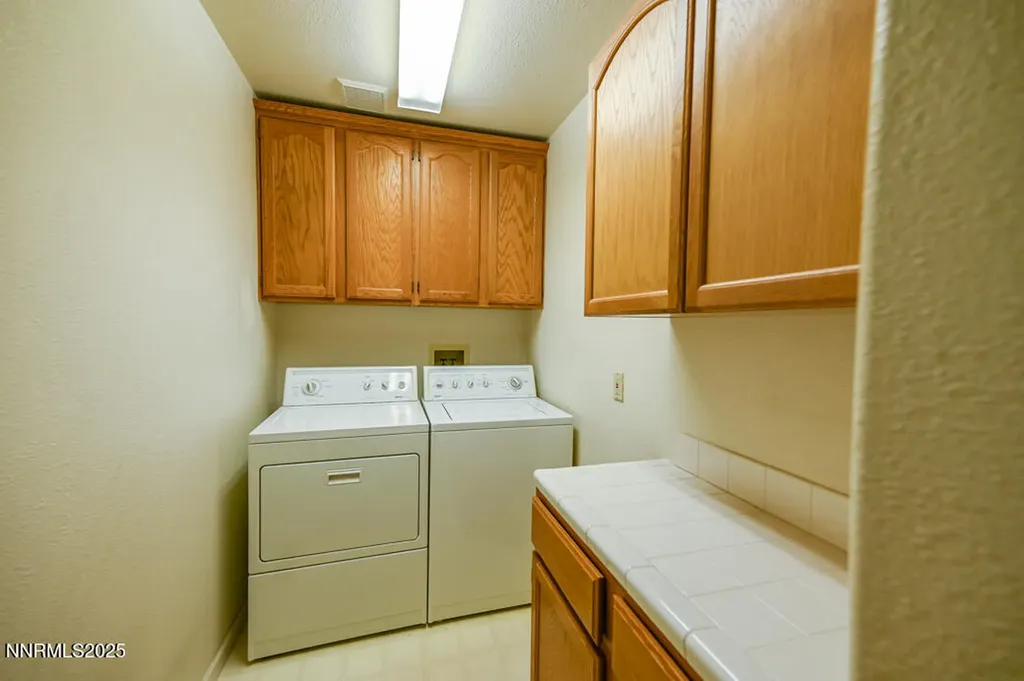 1290 Saddlehorn Minden NV 89423