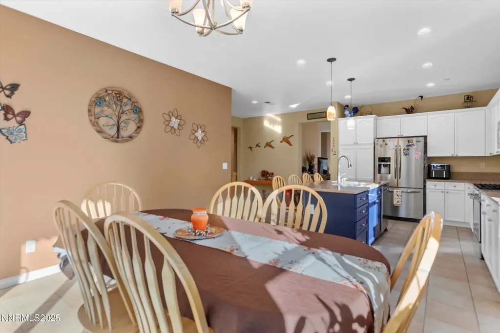 5227 Vista Heights Sparks NV 89436
