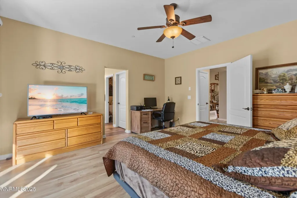 5227 Vista Heights Sparks NV 89436
