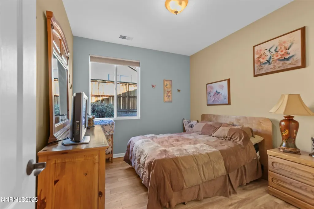 5227 Vista Heights Sparks NV 89436