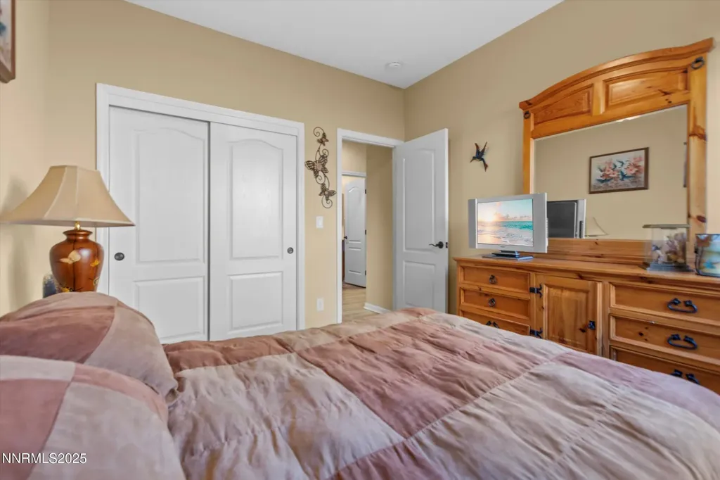 5227 Vista Heights Sparks NV 89436