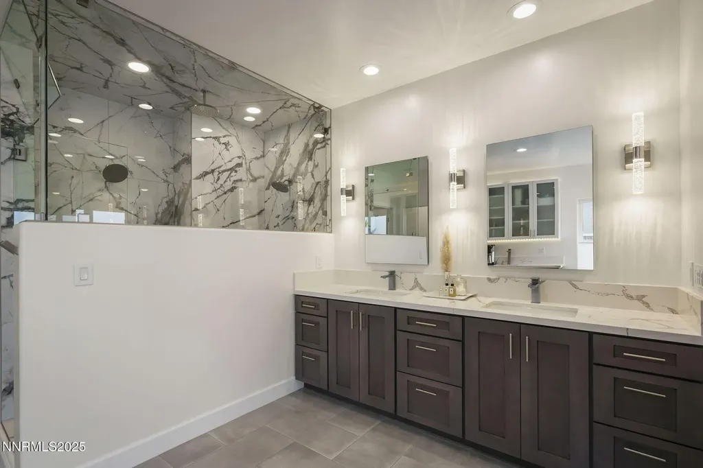 5640 Rue Saint Tropez Reno NV 89511