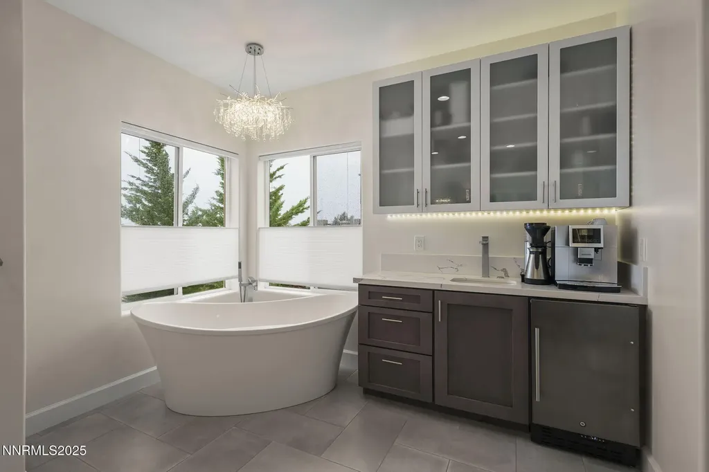 5640 Rue Saint Tropez Reno NV 89511