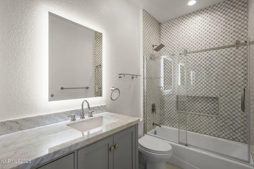 5640 Rue Saint Tropez Reno NV 89511