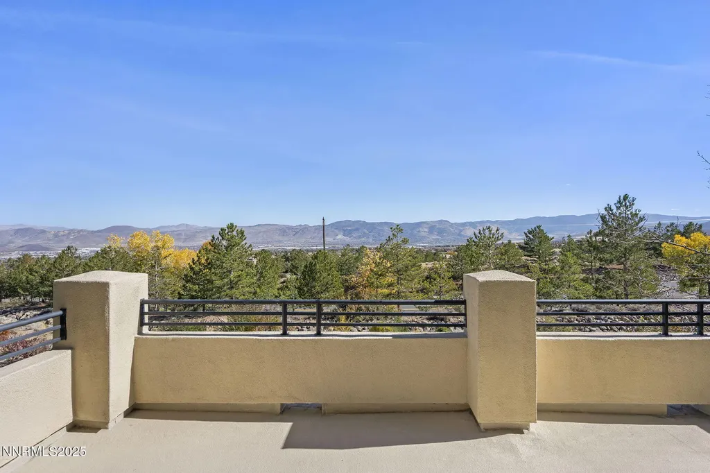 5640 Rue Saint Tropez Reno NV 89511