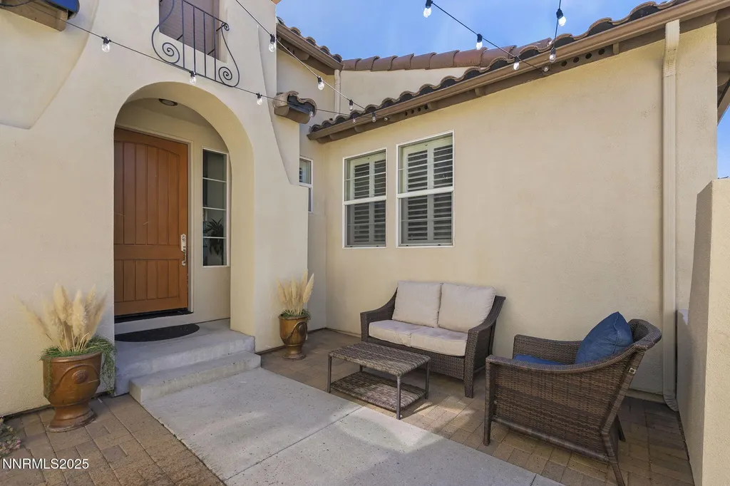 5640 Rue Saint Tropez Reno NV 89511